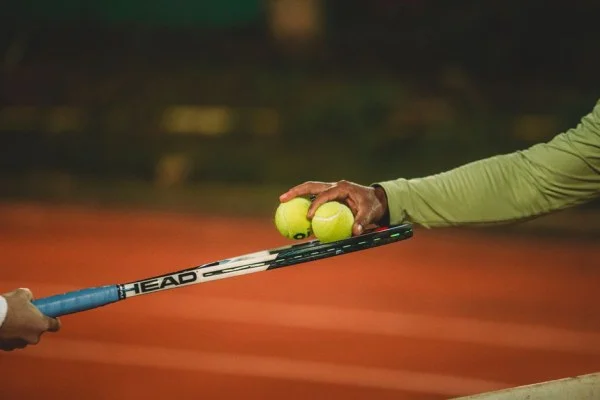 阿尔卡拉斯上海大师赛首战爆冷出局亚洲赛季连遭打击如何自救